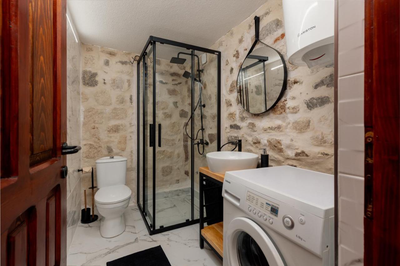 Quince&Sparkle Apartments Old Town Kotor Exterior photo