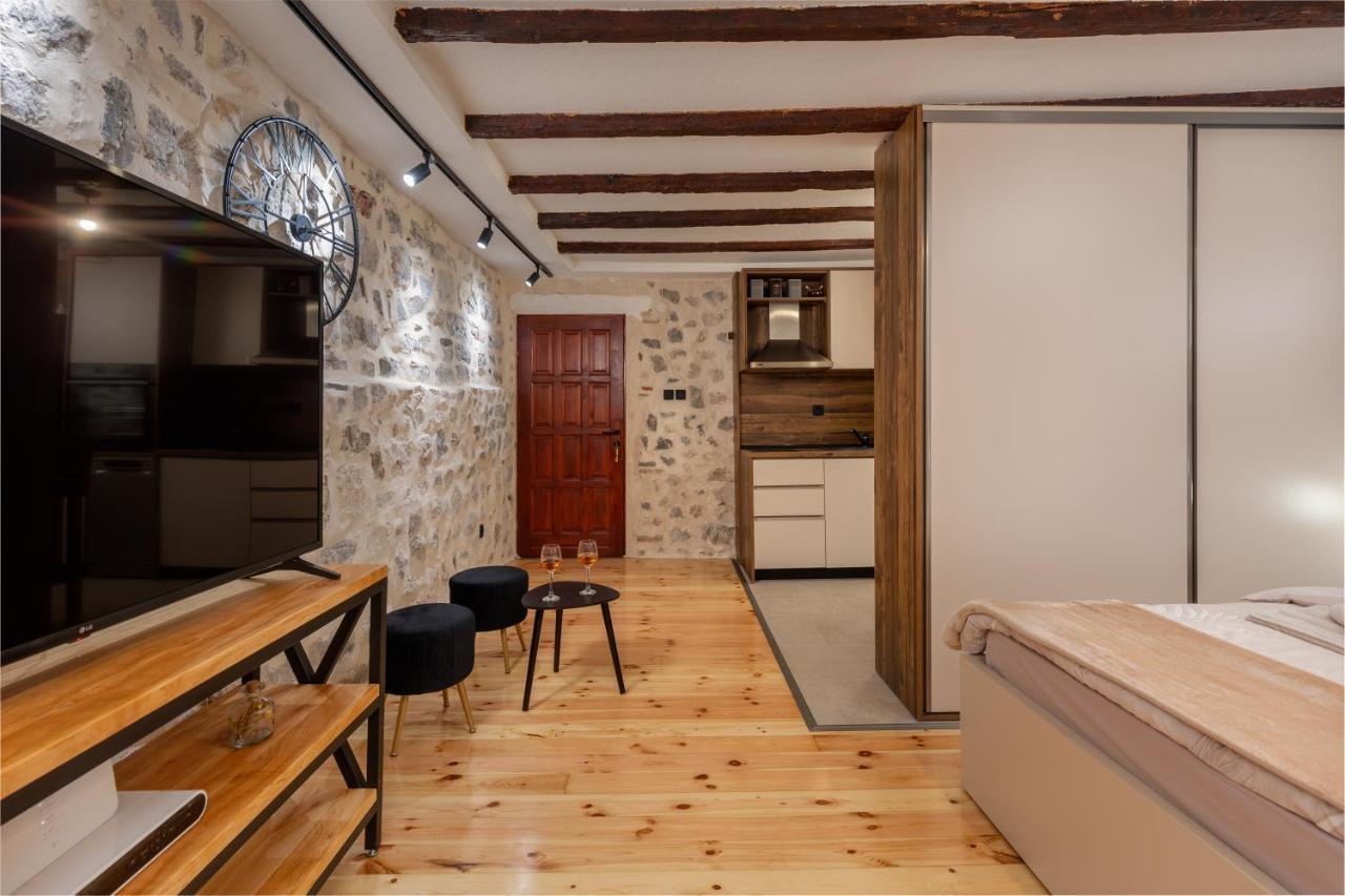 Quince&Sparkle Apartments Old Town Kotor Exterior photo